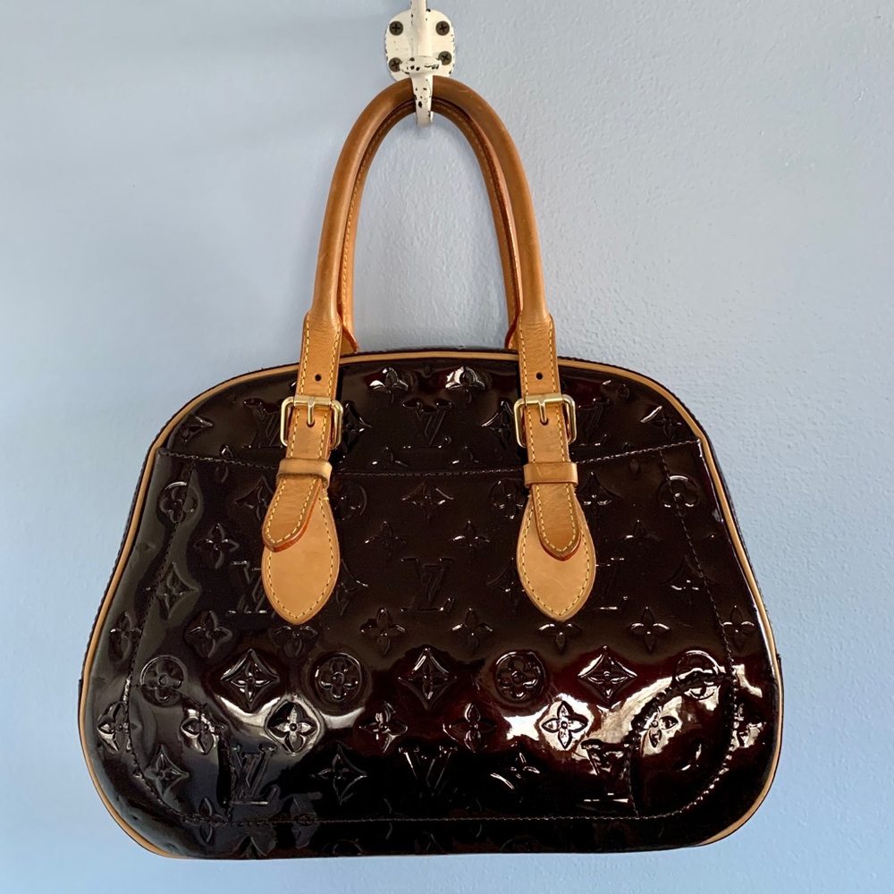 Louis Vuitton Monogram Vernis Summit Drive Handbag